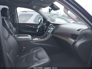 Cadillac Escalade III 2020 Cadillac Escalade ESV Luxury 2020 6.2l 6.2 Benzyna 420KM, zdjęcie 9