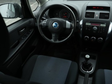 Fiat Sedici 1.9 Multijet 120KM 2007 Fiat Sedici 1.9 MultiJet, 4X4, Klima, zdjęcie 6