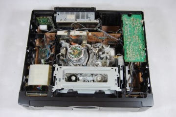 ВИДЕОРЕГИСТРАТОР SONY SLV-E9