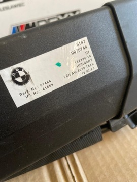 BMW G21 ROLETA ZADNÍ KUFRU ČERNÁ MŘÍŽKA 9875744