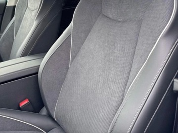 Volkswagen Passat B8 Variant Facelifting 1.5 TSI EVO 150KM 2025 Business Plus 1.5 TSI mHEV 150KM DSG, zdjęcie 4