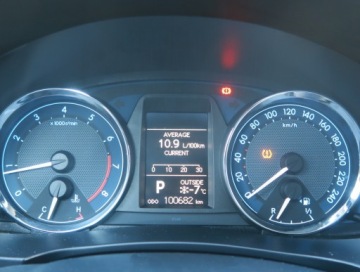 Toyota Corolla XI Sedan 1.6 Valvematic 132KM 2015 Toyota Corolla 1.6 Valvematic, Salon Polska, zdjęcie 10