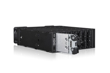 ICY DOCK 8-отсек M.2 NVMe SSD PCIe 4.0 отсек для внешнего диска