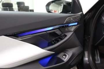 BMW Seria 5 G90-91 M Touring 4.4 V8 727KM 2025 BMW M5 Touring Ultimate Package 2025 4.4 Hybryda Plug-in 728KM, zdjęcie 7