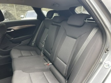 Hyundai i40 Kombi Facelifting 1.7 CRDi 141KM 2017 Hyundai i40 Automat Kamera Podgrz. Klimatronik, zdjęcie 11