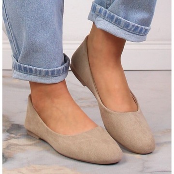 Туфли Evento бежевого цвета из экокожи размер 37