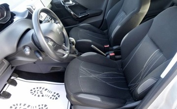 Peugeot 208 I Hatchback 3d 1.2 VTI 82KM 2013 Peugeot 208 1.2 VTI 82KM Klimatyzacja Tablet Nierowna praca silnika Pali J, zdjęcie 11