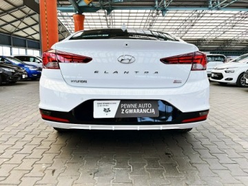 Hyundai Elantra VI Sedan Facelifting 1.6 MPI Gamma 128KM 2020 Hyundai Elantra NAVI KAMERA 1-WŁ. Kraj Bezwyp, zdjęcie 3