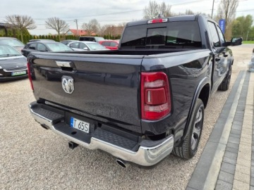 Dodge Ram V 5.7 HEMI 401KM 2021 Dodge RAM Ful Opcja przebieg 4 tys km 5.7 Benzyna zarejestrowany 1 wlascic, zdjęcie 8