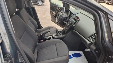 Opel Astra J GTC 1.6 CDTI Ecotec 110KM 2015 Opel Astra Opel Astra 2015 1,6 Cdti Salon Pl Zamiana 1.6 Diesel 110KM, zdjęcie 1