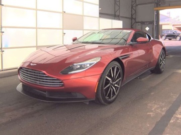 Aston Martin DB11 2017 Aston Martin DB11 Coupe 2017 5.2 Benzyna 600KM, zdjęcie 1