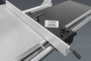 Форматно-раскроечный станок ROBLAND NZ 3200 с раздвижным столом