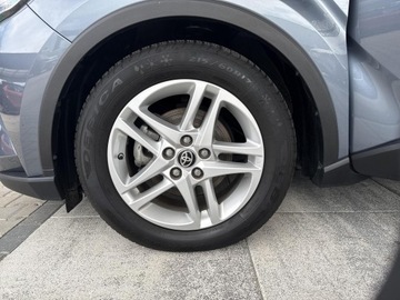 Toyota C-HR I Crossover Facelifting 1.8 Hybrid 122KM 2023 Toyota C-HR 1.8 Hybrid GPF Comfort 1.8 Hybrid Comf, zdjęcie 18