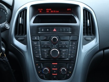 Opel Astra J Sedan 1.6 Twinport ECOTEC 115KM 2016 Opel Astra 1.6 16V, Salon Polska, Klima, Tempomat, zdjęcie 11