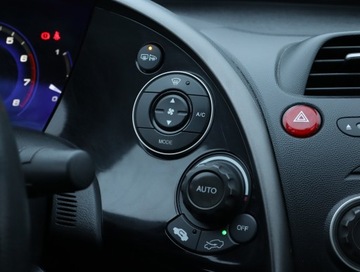 Honda Civic VIII Hatchback 5d 1.4 i 83KM 2008 Honda Civic 1.4 i-DSI, Salon Polska, GAZ, Klima, zdjęcie 15