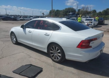 Volvo S90 II Sedan 2.0 T6 320KM 2017 Volvo S90 2017r., T6 Momentum, 2L, od ubezpieczalni 2.0 Benzyna 320KM, zdjęcie 2