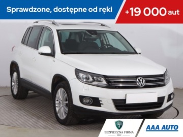Volkswagen Tiguan I SUV Facelifting 2.0 TDI CR DPF BlueMotion 177KM 2014 VW Tiguan 2.0 TDI, 174 KM, 4X4, DSG, Navi, Klima