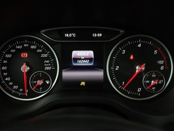 Mercedes Klasa A W176 Hatchback 5d Facelifting 180 d 109KM 2017 Mercedes A 180 półskóra kamera tempomat, zdjęcie 21