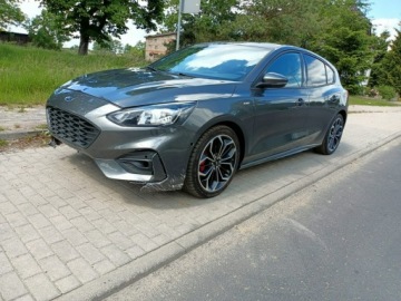 Ford Focus IV Hatchback 1.5 EcoBlue 120KM 2019 Ford Focus ST-line 1.5 TDCI Bogato Wyposażony, zdjęcie 3