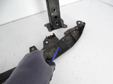 ПЕРЕДНЯЯ БАЛКА Mazda CX-30 CX30