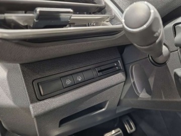 Peugeot 5008 II Crossover Facelifting 1.2 PureTech 130KM 2022 Peugeot 5008 1.2 PureTech GT EAT8 7os. Gwrancja Dealer 1.2 Benzyna 130KM, zdjęcie 15