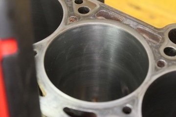 БЛОК ДВИГАТЕЛЯ A4 B7 A6 C6 2.0 TFSI BWE 06F103021D