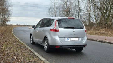 Renault Grand Scenic II Grand Scenic Facelifting 1.6 dCi eco2 130KM 2012 Renault Grand Scenic 7-osobowy, zdjęcie 6