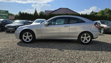 Mercedes Klasa C W203 Coupe W203 1.8 (C 160) 122KM 2005 Mercedes C 160 Panorama Automat, zdjęcie 4