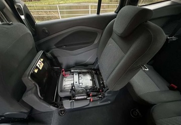 Ford C-MAX II Minivan 1.6 EcoBoost 150KM 2011 Ford Grand C-MAX Ford Grand C-MAX 1.6 EcoBoost Titanium 1.6 Benzyna 150KM, zdjęcie 13