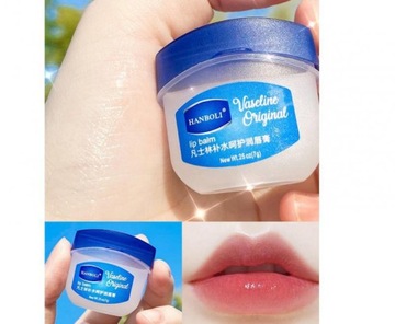 Увлажняющая помада из 4 частей с вазелином