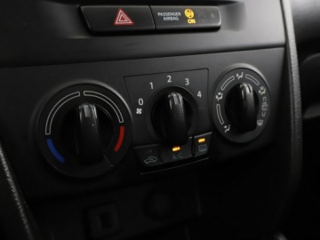 Suzuki Vitara III SUV 1.6 VVT 120KM 2017 Suzuki Vitara klimatyzacja multufunkcja bluetooth, zdjęcie 23