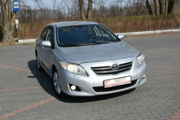 Toyota Corolla X Sedan 1.6 Valvematic 132KM 2009 Toyota Corolla 1.6Benzyna VVT-i 132KM 2009r. SALON, zdjęcie 14
