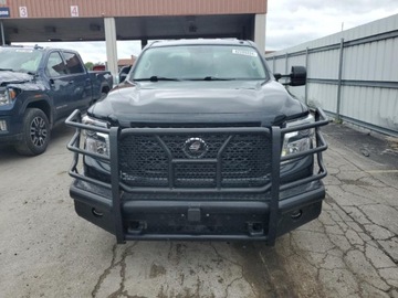 Nissan Titan 2019 Nissan Titan xd sl, 2019r., 4x4, 5.0L 5.0 Diesel 310KM, zdjęcie 4