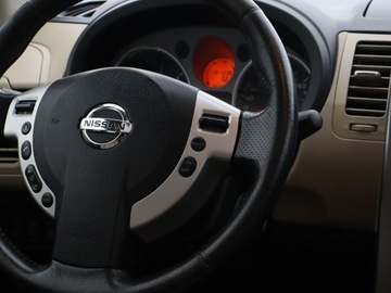 Nissan X-Trail II 2.0 dCi 173KM 2009 Nissan X-Trail 2.0 dCi, Salon Polska, 170 KM, zdjęcie 21
