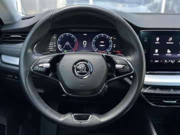 Skoda Octavia IV Liftback 2.0 TSI 190KM 2022 Skoda Octavia 2.0TSI 190KM Style DSG l LED Matrix,, zdjęcie 14