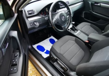 Volkswagen Passat B7 Variant 2.0 TDI CR DPF BlueMotion 140KM 2012 Volkswagen Passat 2.0 TDI Comfortline, Super Stan 2.0 Diesel 140KM, zdjęcie 9