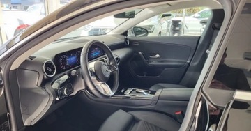 Mercedes CLA C118/X118 Coupe Facelifting 1.3 200 163KM 2024 Mercedes-Benz CLA Salon Polska radary 1.3 Benzyna 163KM, zdjęcie 2