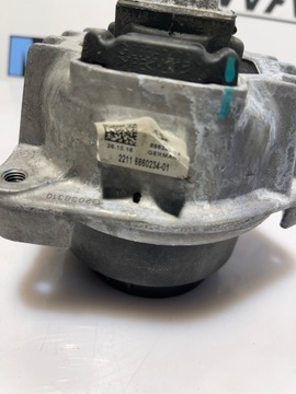 BMW F01 F02 F10 F11 F06 F13 ULOŽENÍ MOTORU PRAVÁ 6860234