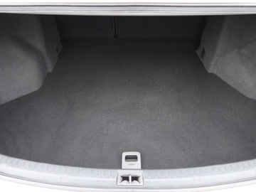 Toyota Avensis III Sedan Facelifting 2015 1.8 Valvematic 147KM 2018 Toyota Avensis 1.8 Valvematic, Salon Polska, zdjęcie 13