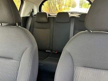 Peugeot 208 I Hatchback 5d Facelifting 1.2 PureTech 82KM 2018 Peugeot 208 1.2 Benzyna-Klimatronic, zdjęcie 8