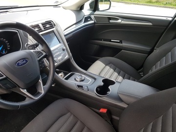 Ford Mondeo V Kombi 2.0 TDCi 150KM 2019 FORD MONDEO Kombi 2.0 EcoBlue TDCi REJ. 2020, zdjęcie 10