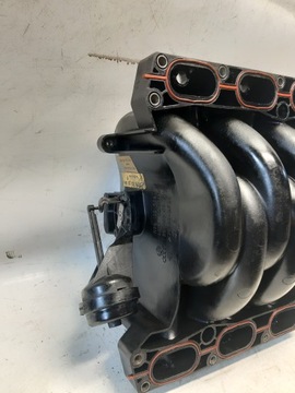 AUDI A4 B5 2.8 078133151AH KOLEKTOR SACÍ/ZBĚRNÉ POD PLYN