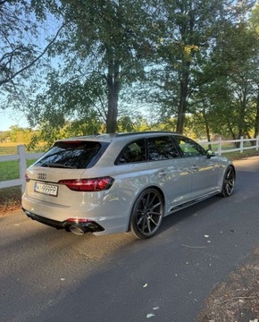 Audi A4 B9 RS4 Avant Facelifting 2.9 TFSI 450KM 2023 Audi RS4 Avant Audi RS4 Avant Avant quattro tiptronic 2.9 Benzyna 450KM, zdjęcie 10