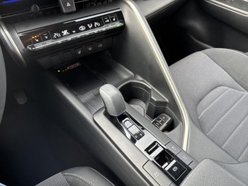 Toyota C-HR II SUV 1.8 Hybrid 140KM 2024 Toyota C-HR 1.8 Hybrid Executive 1.8 Hybrid Execut, zdjęcie 22