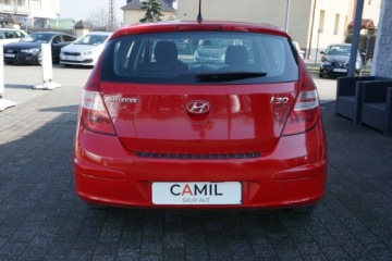 Hyundai i30 I Hatchback 1.4 109KM 2010 Hyundai i30 zarejestrowany, ubezpieczony, zdjęcie 4