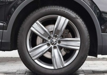 Volkswagen Tiguan Allspace SUV Facelifting 2.0 TDI SCR 200KM 2022 Volkswagen Tiguan Allspace IQ.Light MatrixLED Hak Kamery 360 Webasto T, zdjęcie 4