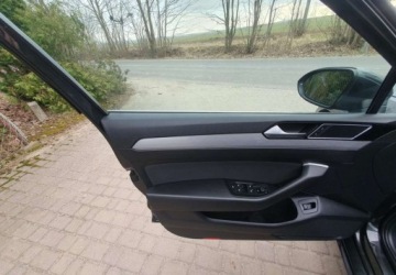 Volkswagen Passat B8 Variant 2.0 TDI BlueMotion SCR 150KM 2019 Volkswagen Passat Volkswagen Passat 2.0 TDI SCR DSG Business 2.0 Diesel, zdjęcie 8