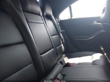 Mercedes CLA C117 2018 Mercedes-Benz CLA 250 4Matic 2.0 Benzyna 208KM, zdjęcie 10