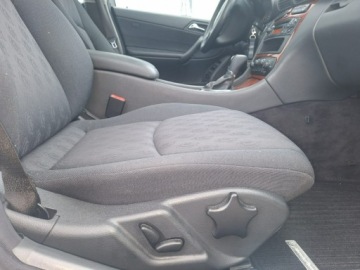 Mercedes Klasa C W203 Sedan W203 2.1 (C 220 CDI) 143KM 2003 Mercedes C 220 Automat.Auto po serwisie...Stan, zdjęcie 22