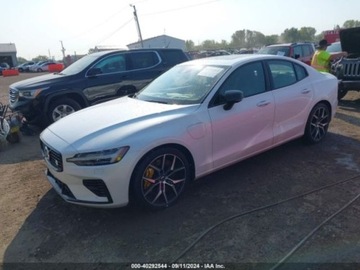 Volvo 2022 Volvo S60 Recharge Plug-in hybrid t8 2.0 Hybryda Plug-in 312KM, zdjęcie 1